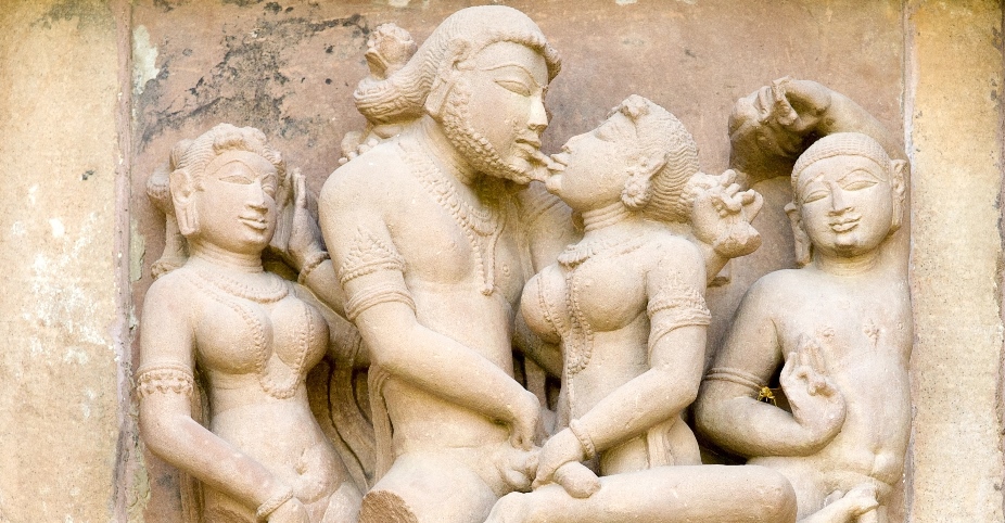 India - erotic statue of Tantric Lingam Massage