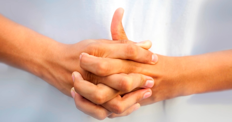 Linga Mudra gesture