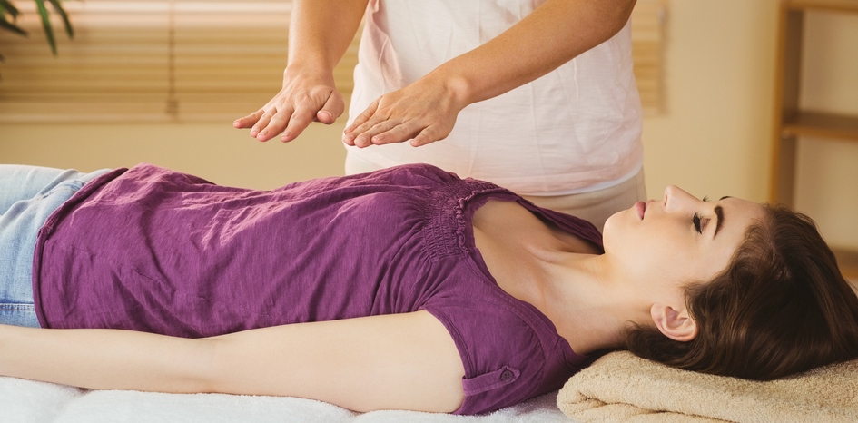 Reiki Training Courses and Treatments in Chiang Mai